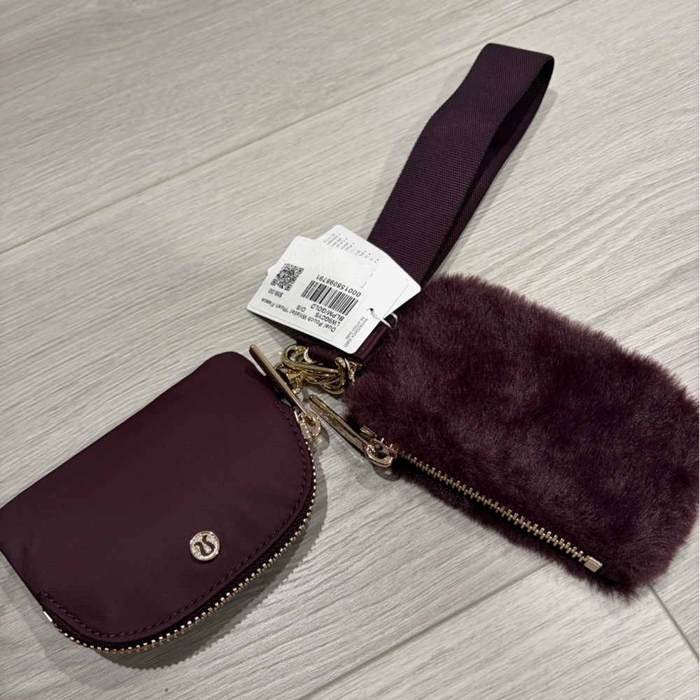 lululemon athletica Plum Key & Card Holder Duo